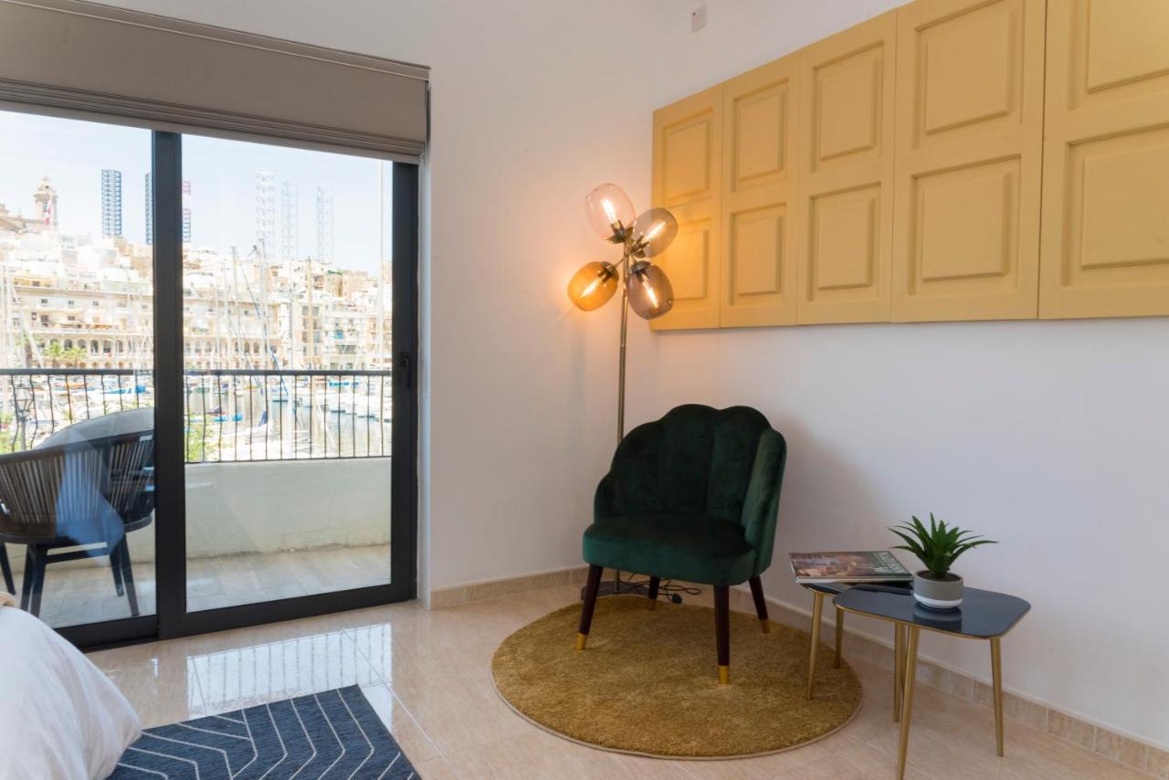 Vittoriosa' Seafront 2 Bed Highly Furnished Apartment Экстерьер фото
