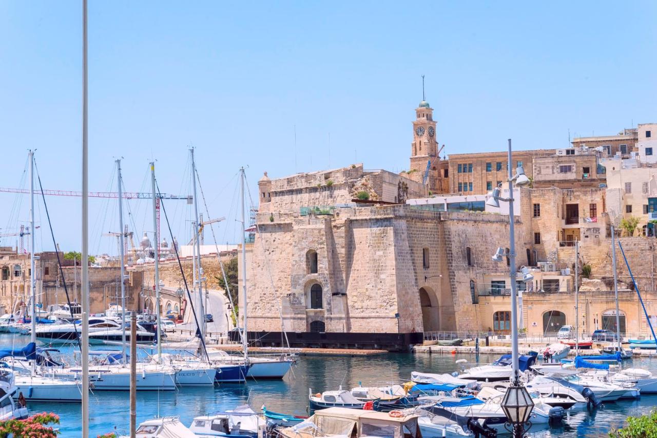 Vittoriosa' Seafront 2 Bed Highly Furnished Apartment Экстерьер фото