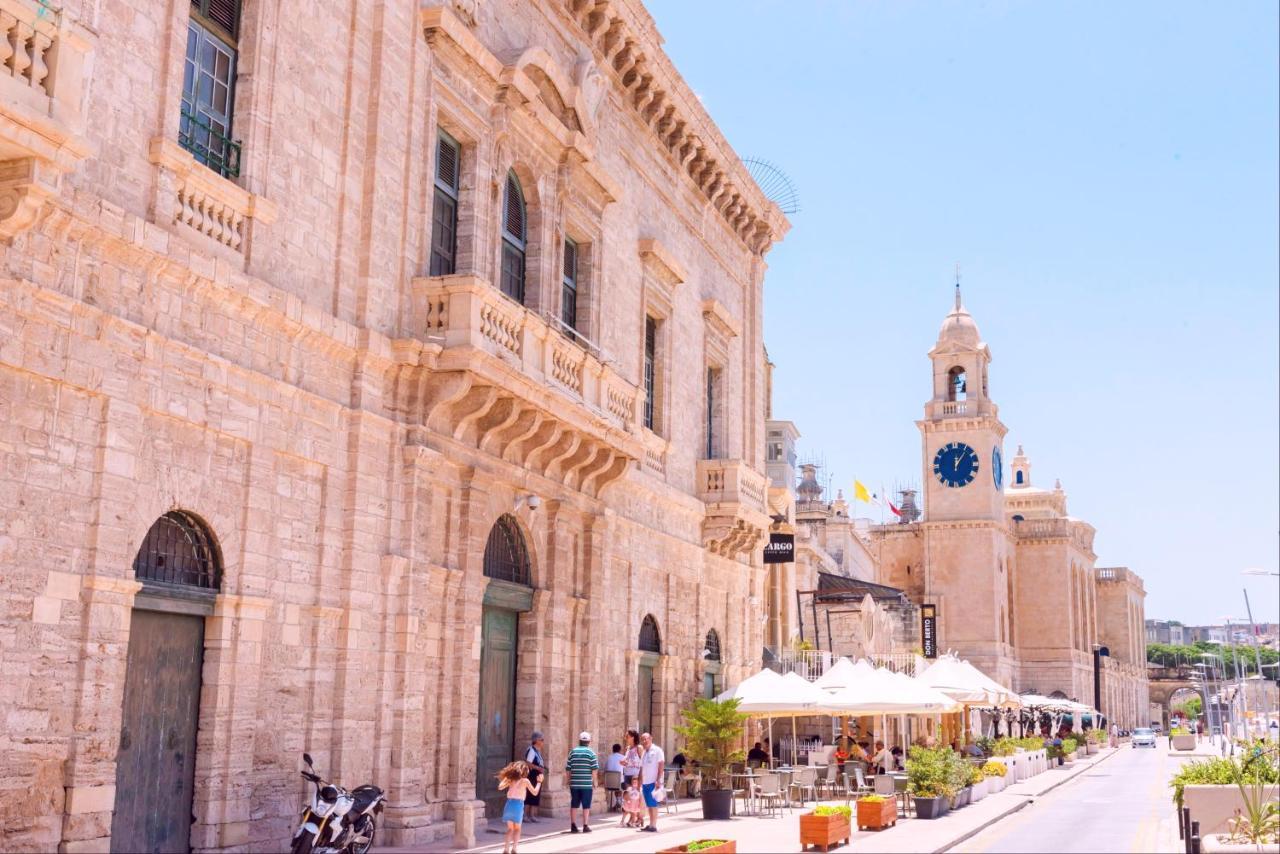 Vittoriosa' Seafront 2 Bed Highly Furnished Apartment Экстерьер фото