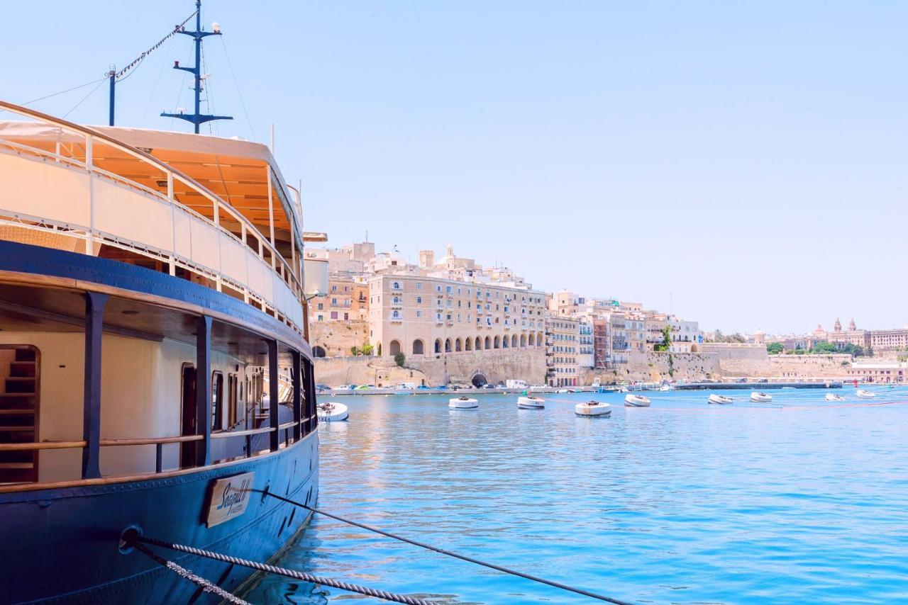 Vittoriosa' Seafront 2 Bed Highly Furnished Apartment Экстерьер фото