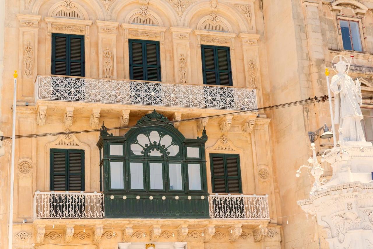 Vittoriosa' Seafront 2 Bed Highly Furnished Apartment Экстерьер фото